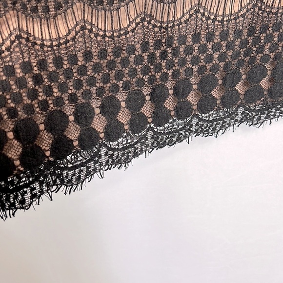 Eliza J Black Crochet Overlay Sheath Dress size 4 - Picture 4 of 7